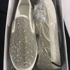 DB Studios Averie White Diamond Bridal Shoes size 7